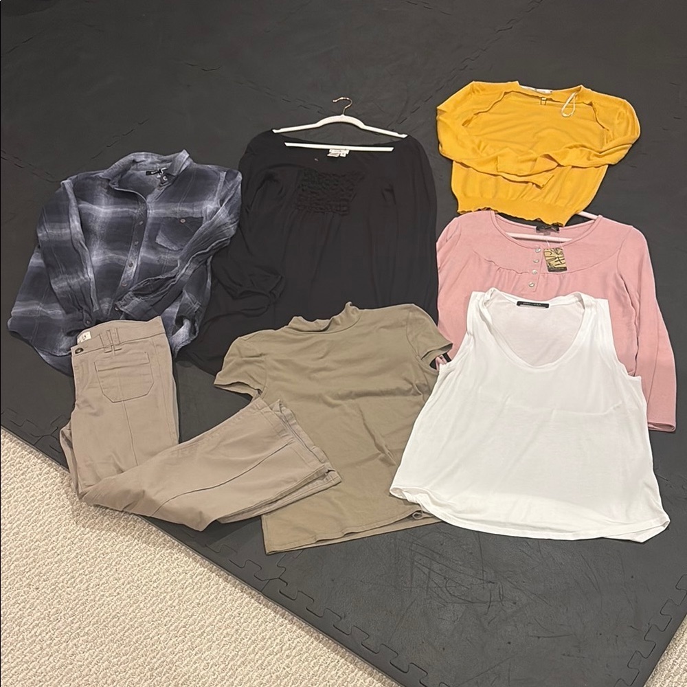 small bundle Assorted Women's Clothing Bundle